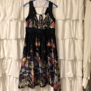 Lovely sleeveless floral dress